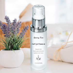 Suero Facial Líquido Corrector de Manchas Oscuras, Iluminador, Antienvejecimiento y Blanqueador con Ácido Kójico Orgánico de Marca Privada - Product Image 4