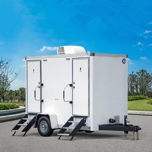 Toilettes mobiles de luxe OEM, portables, à 2 ou 4 cabines, pour l'extérieur, avec <span class=keywords><strong>un</strong></span> design moderne, en panneaux sandwich, chariot, fourgon - Product Image 1