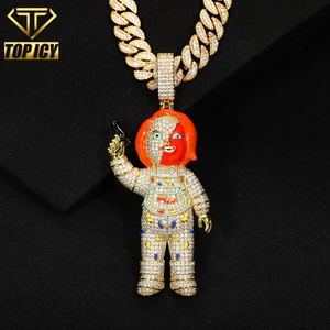 Nuevo Collar de Joyería 2026 de Hip Hop con Colgante Grande de <span class=keywords><strong>Chucky</strong></span> de Película de Terror, de Latón Chapado en Oro, con Zirconia Completa y Esmalte, Diseño de Pistola - Product Image 1