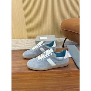 Chaussures décontractées pour hommes, chaussures de sport de haute qualité, baskets au design tendance, chaussures de marche plates à lacets - Product Image 4