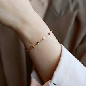 FY Fashion Schmuck Armbänder für Damen und Mädchen Minimalistisches Mehrreihiges Kettenarmband aus Edelstahl mit Geburtsstein-Anhänger Kleeblatt Herz - Product Image 3