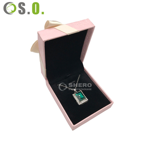 Coffret à bijoux rectangulaire rose avec intérieur en velours et nœud papillon pour un emballage élégant des bijoux, vente en gros, bonne qualité - Product Image 6