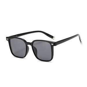 Lunettes de soleil style GM unisexe, monture noire, verres TAC, protection UV400 pour la pêche, le cyclisme et la conduite - Product Image 2