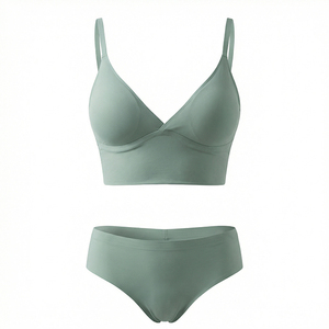 Set <span class=keywords><strong>Intimo</strong></span> Senza Cuciture alla Moda con Scollo a V, Reggiseno a Vita Bassa con Spalline Regolabili e <span class=keywords><strong>Perizoma</strong></span>, Set Reggiseno Push-up Morbido e Mutandine - Product Image 4