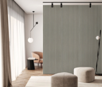 Panneaux muraux en bois à lattes acoustiques en noyer naturel absorbant le son pour le salon, la chambre à coucher et l'appartement.