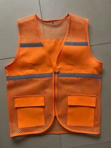 Chaleco de Seguridad Reflectante de Alta Visibilidad, Tejido Resistente de Primera Calidad del Fabricante, Colores y Logotipo Personalizables, ANSI Clase 1 EN 20471 - Product Image 2