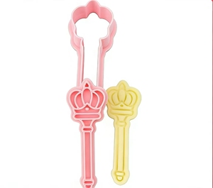 <span class=keywords><strong>Emporte</strong></span>-pièce 3D en forme de <span class=keywords><strong>couronne</strong></span> de dessin animé pour biscuits, moule à pâte à modeler DIY pour impression de simulation - Product Image 4