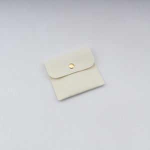 Elegante Scatola Quadrata Goffrata Moderna per Gioielli, Confezione Regalo di Lusso Personalizzata per Gioielli, Cosmetici e Ricordi - Product Image 3