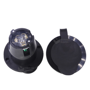 Prise d'Alimentation RV 15 Ampères à Bride 125V, NEMA 5-15 avec Couvercles Avant et Arrière Étanches - Product Image 5