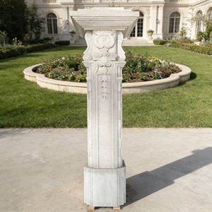 Lampadaire <span class=keywords><strong>en</strong></span> <span class=keywords><strong>marbre</strong></span> blanc sculpté à la main <span class=keywords><strong>avec</strong></span> motif feuille d'acanthe et globe ajouré, <span class=keywords><strong>colonne</strong></span> de jardin <span class=keywords><strong>en</strong></span> pierre de style europé<span class=keywords><strong>en</strong></span> - Product Image 2