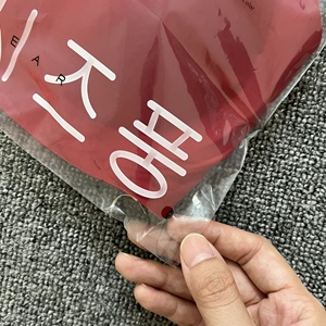 <span class=keywords><strong>Emballage</strong></span> en plastique à fermeture éclair avec logo imprimé personnalisé sac d'<span class=keywords><strong>emballage</strong></span> <span class=keywords><strong>transparent</strong></span> givré curseur à fermeture éclair pour tissu - Product Image 4