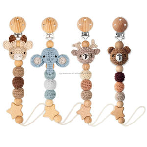 Clip Chupete Navideño de Ganchillo Hecho a Mano DIY con Cuentas de Silicona <span class=keywords><strong>y</strong></span> Mordedor de Madera para Bebé - Product Image 1