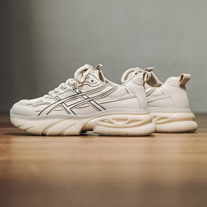 Nouvelles chaussures de sport pour hommes à semelle épaisse, tendance, respirantes et polyvalentes, idéales pour le sport et les loisirs. - Product Image 2