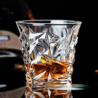 Nouvel ensemble de verres à whisky modernes et minimalistes épaissis, verres à liqueur créatifs de style occidental et mugs à bière pour bar à vin, KTV et usage domestique
