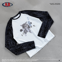T-shirt court en maille gaufrée à manches longues, imprimé léopard, manches raglan, motif graphique vieilli, col rond, style streetwear