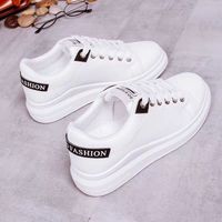 Chaussures plates pour femmes, nouveau design, petites chaussures blanches, bout rond, couleur unie, brodées, semelle épaisse, chaussures de mode