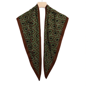 Sciarpa triangolare multifunzionale Ankara 135x60 cm stampata geometrica leggera per donna uomo casual per tutte le stagioni - Product Image 2