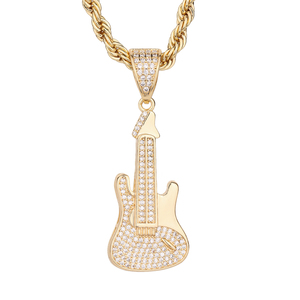 Colar Masculino Banhado a Ouro 14K, Joia de Latão que Não Oxida, com Pingente de Guitarra Micro Pavê de Zircônia e Corrente Cordão, Estilo Hip Hop Musical - Product Image 2
