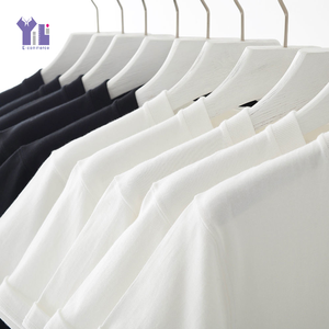 เสื้อยืดคอกลมโอเวอร์ไซส์สีดำพิมพ์ลายสไตล์วินเทจผ้าฝ้ายย้อมสีแบบแอซิดวอชสำหรับผู้ชายขายส่งแบบดรอปชิปเป็นมิตรกับสิ่งแวดล้อม - Product Image 3