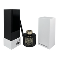 Boîtes rigides pour diffuseur de parfum en matériau recyclé avec lamination mate personnalisable et estampage à chaud pour un emballage élégant