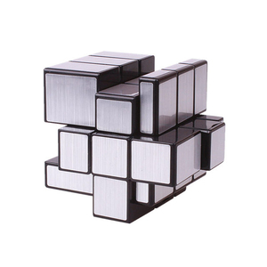 Jouets Cubes <span class=keywords><strong>Cube</strong></span> Magique Miroir 3D de Deuxième Ordre Nouveau pour Enfants Adultes Conception Exercice Cérébral Jeux Éducatifs Pratiques 2*2 Mini ABS - Product Image 5