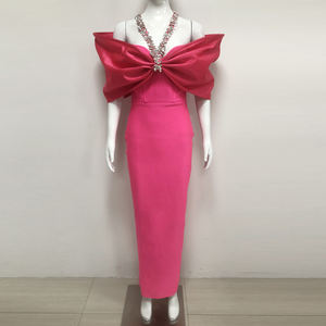 Abito da Sera a Sirena Completamente Personalizzato di Lusso con Grande Fiocco e Spalle Scoperte, Elegante Abito Lungo Bianco da Cena - Product Image 3