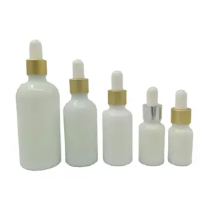 化粧品美容液用不透明色のホワイト磁器ガラスボトルエッセンシャルオイルガラスドロッパーボトル工場