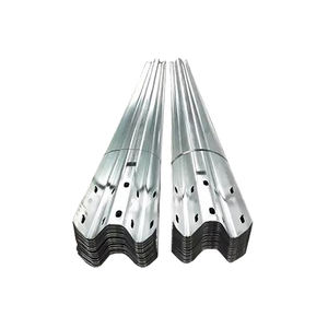 Barandilla W-Beam galvanizada por inmersión en caliente de calidad de carretera: protección vial duradera y segura para rutas de alta velocidad - Product Image 2