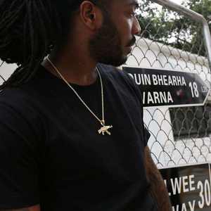 Collar con Colgante de Rifle AK47 Personalizado para Hombre, Chapado en Oro de 18K, Estilo Punk HIP HOP, Caja con Circonitas, Cuerda, Diseño Único y Personalizado - Product Image 4