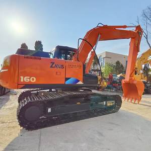 Excavatrice Hitachi ZX160 d'occasion, godet de 0,6 m³, poids opérationnel de 16 tonnes, moteur PLC d'origine, en excellent état de fonctionnement, en promotion. - Product Image 2