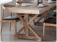 Table à manger en bois personnalisée de style néoclassique vintage