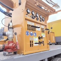 Machine de forage hydraulique diesel BDMCZ-260 avec pompe et roulement, équipée d'un camion-porte-équipement pour les projets de construction