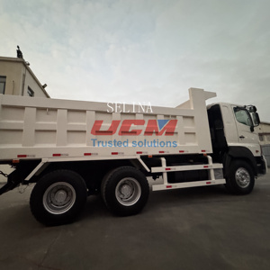 Equipo de Construcción Usado Marca Hino 700 a Precio Razonable/HINO 6*4 de Servicio Pesado 700 en Oferta - Product Image 3