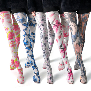 Collants de conception impression tendance nylon transparent petit motif floral de <span class=keywords><strong>fantaisie</strong></span> sans couture mince tube de soie imprimé personnalisé - Product Image 4