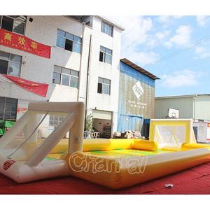 Terrain <span class=keywords><strong>de</strong></span> football commercial grand terrain <span class=keywords><strong>de</strong></span> football gonflable jaune blanc vert terrain <span class=keywords><strong>de</strong></span> football zone savon terrain <span class=keywords><strong>de</strong></span> football - Product Image 3