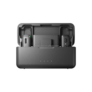 Nuovo microfono originale (2 TX + 1 RX + custodia di ricarica) All-In-One, pronto all'uso 250m (820 Ft.) Batteria da 15 ore - Product Image 1