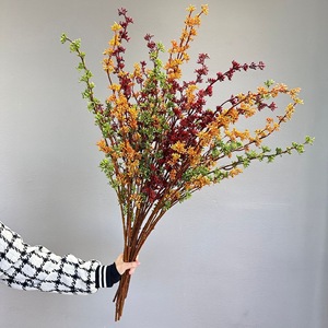 Rama de Flores Artificiales Meng Jie, Verde, Naranja, Roja, de PVC, para Decoración del Hogar, Interiores, Arreglos de Paisajismo - Product Image 1
