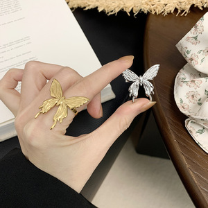 조정 가능한 오프닝 친환경 스테인레스 스틸 나비 반지 대형 클래식 스타일 보석 보석 - Product Image 4