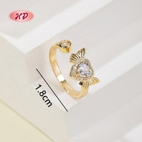 18 Karat vergoldete Kupfer legierung Herz Design Ringe mit Zirkonia für Modeschmuck Ringe Verlobung geschenk oder Party für Frauen