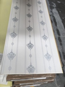 Panneau mural en pvc suspendu au <span class=keywords><strong>plafond</strong></span>, 1 pièce, <span class=keywords><strong>prix</strong></span> d'usine, pour intérieur, vente en gros - Product Image 2
