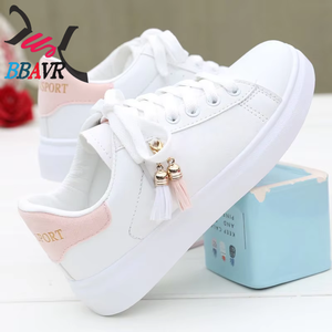 Zapatos Blancos Nuevos 2026, Estilo Deportivo, Plataforma, Ligeros, Antideslizantes, Impermeables, Casuales para Mujer - Product Image 1