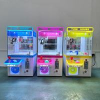 Sunmo Mini Máquina de Garras Operada con Monedas, Grúa de Juguetes Pequeña para Interiores, Centro de Juegos de Arcade con Dispensador de Premios, Máquina de Garras de Muñecas para Niños