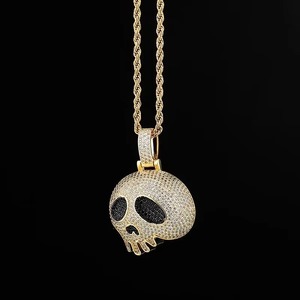 Collier pendentif hip-hop en moissanite de bonne qualité pour hommes et femmes, idéal pour les soirées en club et les événements, disponible à la vente - Product Image 5