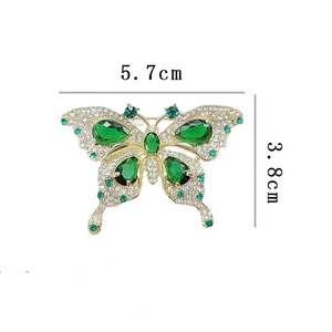 5.7cm Golden Crystal Butterfly Broche Esmeralda Rhinestone Mulheres Meninas Corsage Badges Garment Jóias Ornamentos Presentes de Casamento - Product Image 6