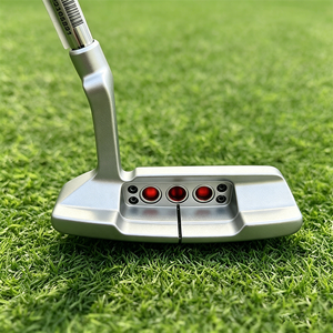 Clubs <span class=keywords><strong>de</strong></span> <span class=keywords><strong>golf</strong></span> droitiers à lame CNC en <span class=keywords><strong>acier</strong></span> inoxydable haut <span class=keywords><strong>de</strong></span> gamme avec poignée en caoutchouc pour hommes et femmes - Product Image 4