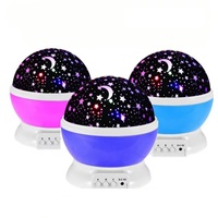Lampe de nuit rotative LED ciel étoilé pour la maison, lampe de table créative, projecteur alimenté par batterie/USB, cadeau pour enfants