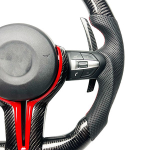 Volant en cuir perforé en fibre de carbone avec décoration rouge pour M3 F06 F20 F30 F25 F30 F36 F15 E90, de l'ancien au nouveau modèle - Product Image 4