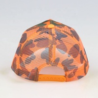 Casquette de camionneur camouflage orange personnalisée avec logo brodé Casquette en maille à 5 panneaux de style hip-hop à la mode pour une utilisation décontractée et en plein air