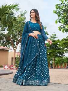 Ropa india y pakistaní Lehenga Choli tradicional para mujer Ropa de boda y Festival a precio de lote - Product Image 6