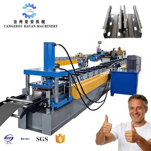 Machine de formage automatique de montants d'étagères, sans bavures, robuste, contrôlée par PLC, avec moteur haute puissance et roulements durables - Product Image 1